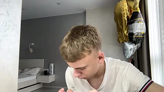 Онлайн чат XXX SoloFury