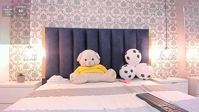 BellaGracee élő XXX-chatje
