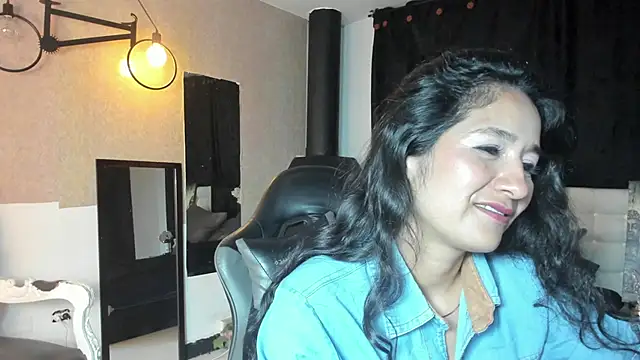Vicky_Angeel লাইভ XXX চ্যাট