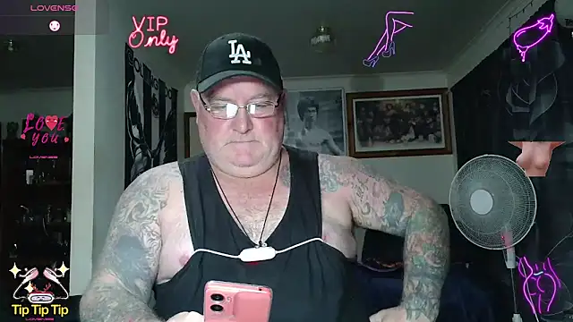 Chat +18 de KINKYBLUEYES69 ao vivo