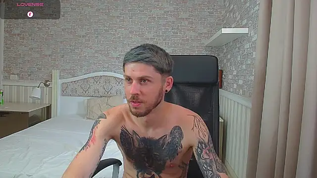 JonahShaw's Live XXX Chat