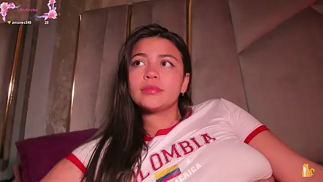 Chat +18 de KimDevinne ao vivo