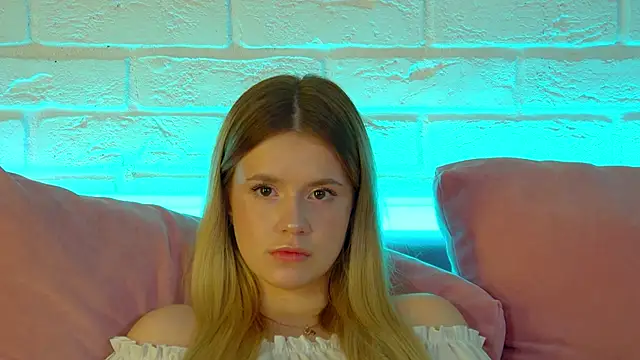 XXX chat uživo modela MilanaBalmain