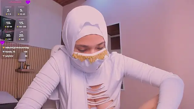 LittleNoor Adlı Modelin Canlı XXX Sohbeti