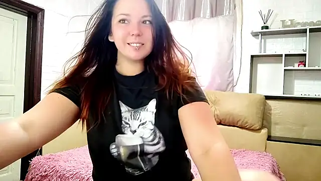 NotYourDoll Live XXX-chat