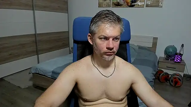RobbyShawzのウェブカメラショー