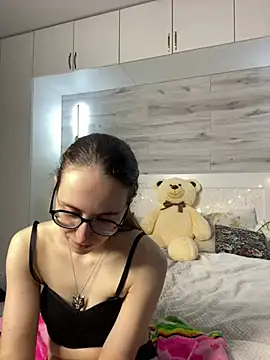 MartiniiSelenna's Live XXX Chat