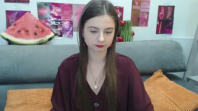 MilanaRoza XXX чат на живо