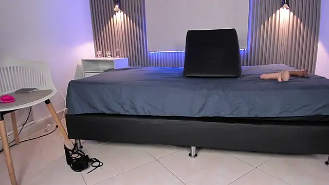 Chat XXX en directo de Zafiiraa