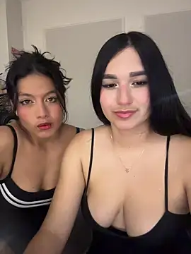 TheAlejandroDolls' Live XXX Chat