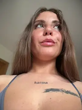 Онлайн чат XXX vanessabaddie