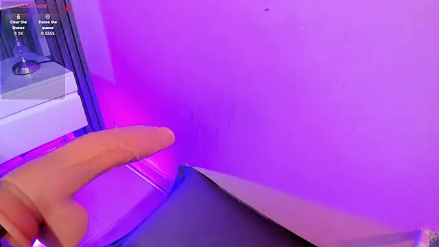Chat XXX ao vivo de lia_sucker
