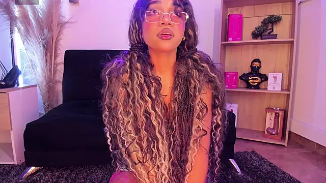 Tylla__ Chat XXX live