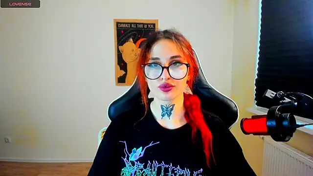 Chat +18 de your_tora ao vivo