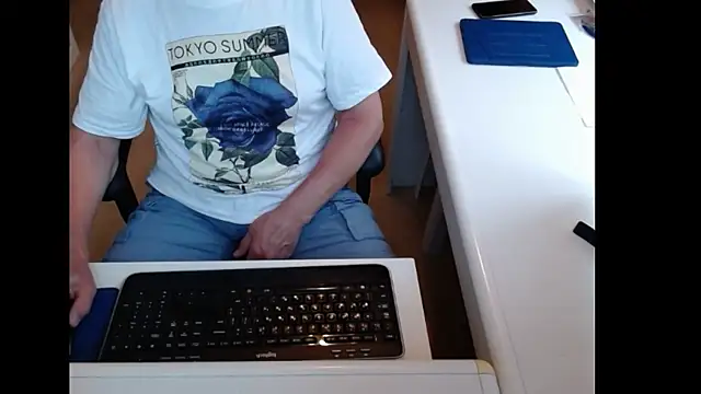 dutchpornking's Live XXX Chat