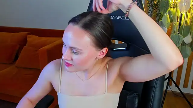 LumeriSoren Chat XXX live