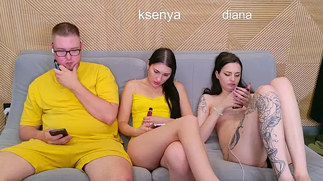 Chat +18 de Ksenny ao vivo