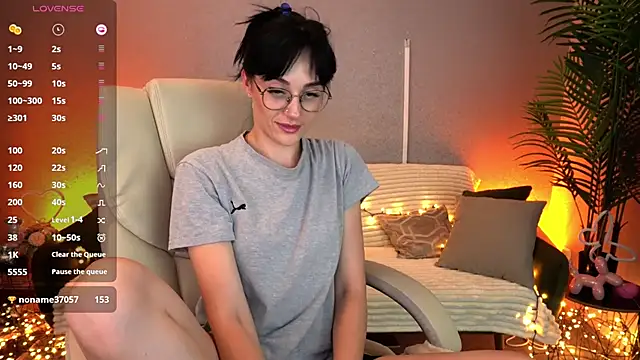 Chat +18 de EviLune ao vivo