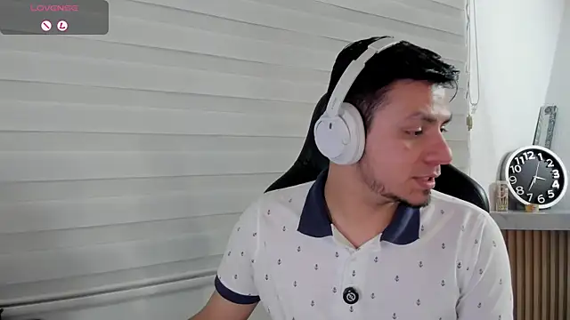 Rick_Adams 现场XXX聊天
