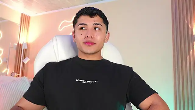 MatiasKornのライブXXXチャット