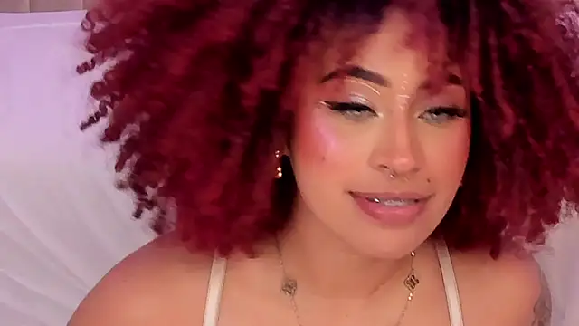 צ'אט XXX בשידור חי של Nikki_Rousmel