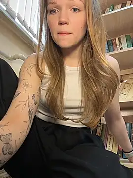 StreetSquirt Chat XXX live