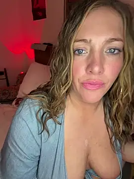 hollyharmd live XXX chat