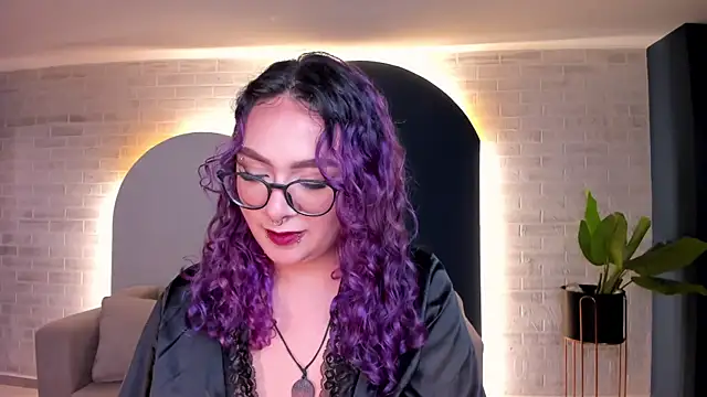 Chat XXX en directo de LoiseHarper