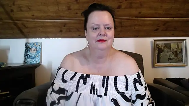 TiffanyMature Chat XXX in diretta