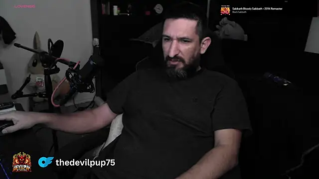 DevilPup75_ লাইভ XXX চ্যাট