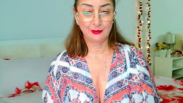 Chat +18 de Tyana40 ao vivo