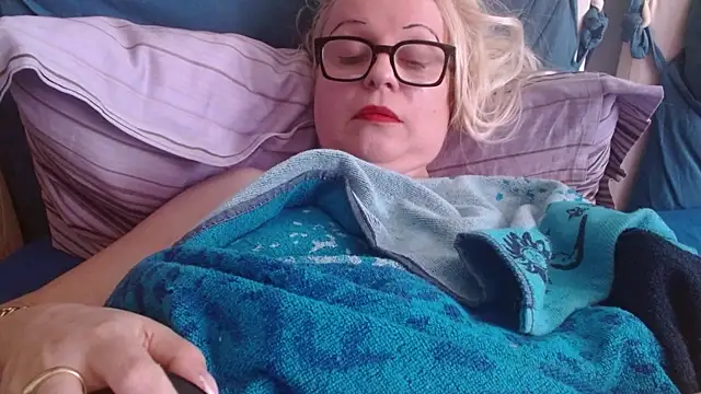 martachatte élő XXX-chatje