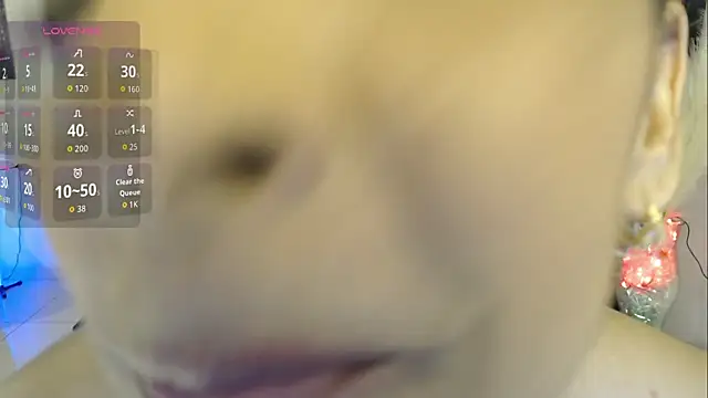 Chat XXX en directo de miyu_charlotte