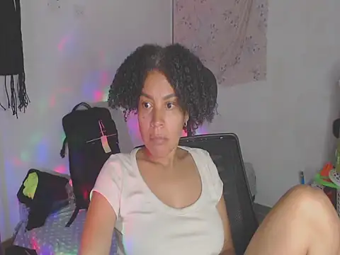 Chatroom XXX en direct de shayna_cute