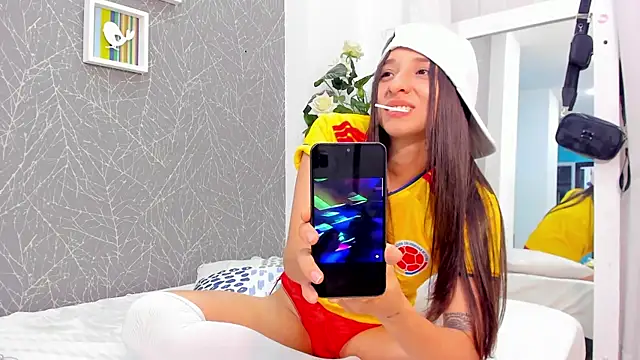 ViictoriiaSaenz's Live XXX Chat