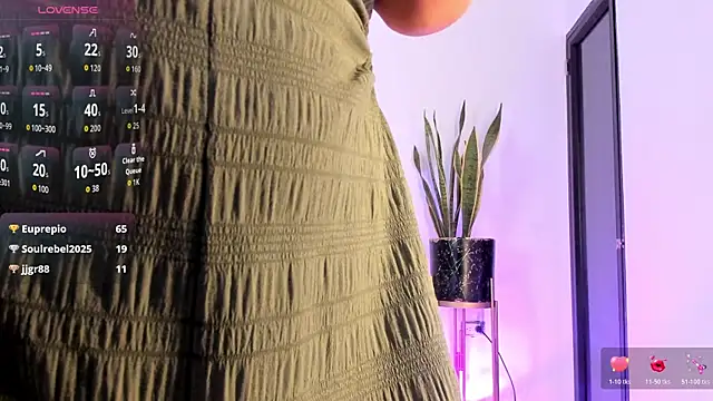 Emma_collins01 现场XXX聊天