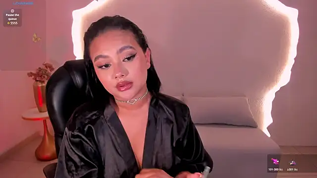 دردشة GabriellaLee الجنسية المباشرة