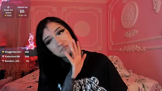 Kat_VonDe Chat XXX live