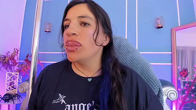 Živý XXX chat TaraTaylorr