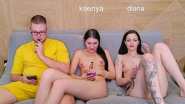 Ksenny 라이브 XXX 채팅