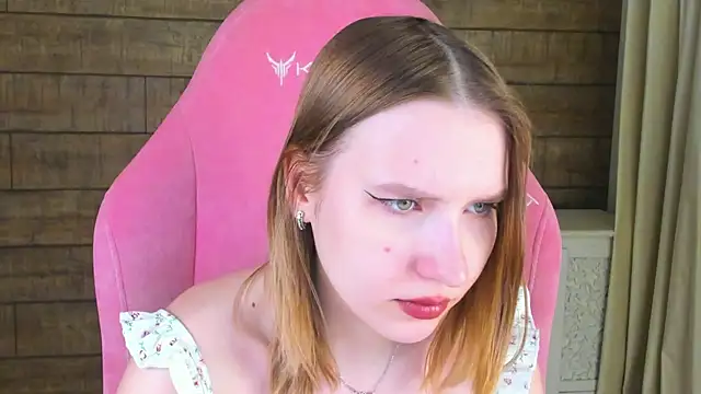 LiliLinn Live XXX-chat