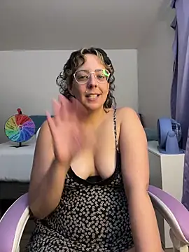 แชท XXX สดของ GoddessLana7
