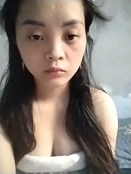 Traem-12 Live XXX-Chat