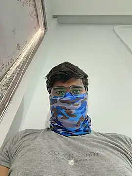 dreamy_boy Show in webcam
