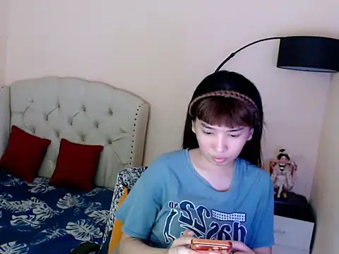 ShantalFoxxy_のライブXXXチャット