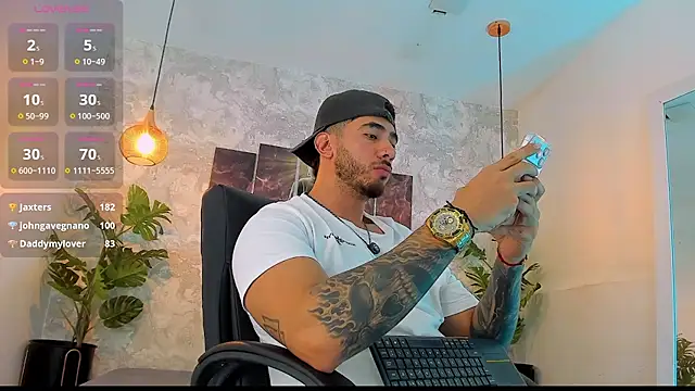 Nate_franco Show Webcam