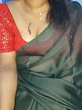 Malluivaniya's Live XXX Chat