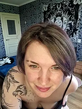 LazyTanukii Live XXX-Chat