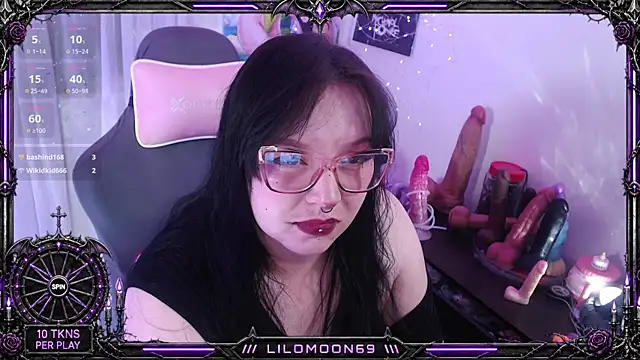 LiloMoon69 Adlı Modelin Canlı XXX Sohbeti