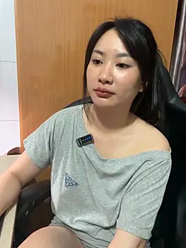 QuynhAnh99 Live XXX Chat